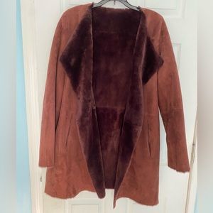 Theory shearling coat size M pre owned